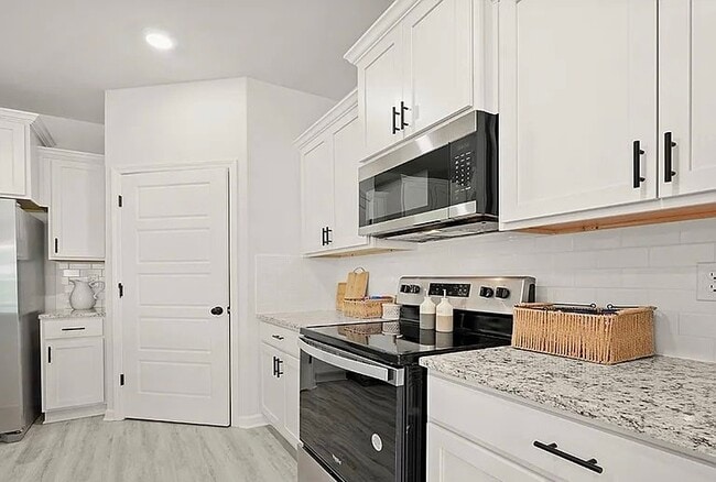 30288 Lancaster Ct in Lacombe, LA - Foto de edificio - Building Photo