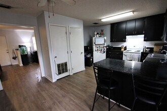 2389 Gregory Dr in Tallahassee, FL - Building Photo - Building Photo