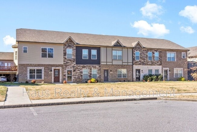 property at 172 Dundee Dr