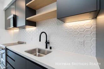 3450 W 43rd St in Los Angeles, CA - Building Photo - Building Photo