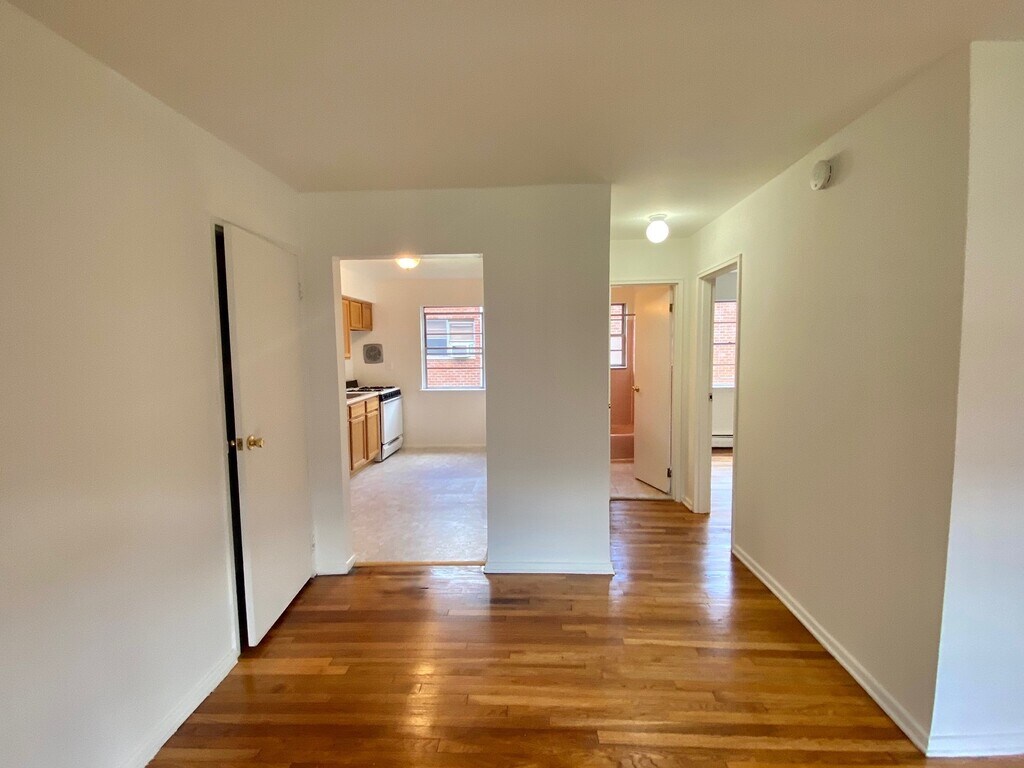 Renaissance Equity Apartments Little Ferry, NJ Apartments For Rent