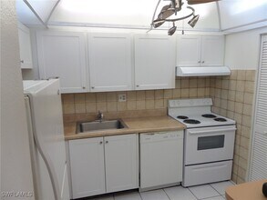 7820 S Colony Cir in Tamarac, FL - Building Photo - Building Photo