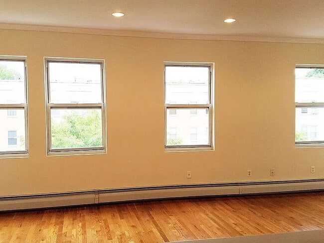 property at 165 Jefferson Ave