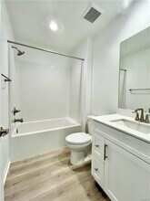 27360 Alpine Mdws Ct in Valencia, CA - Building Photo - Building Photo