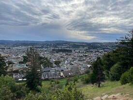 633 Rocca Ave in South San Francisco, CA - Building Photo