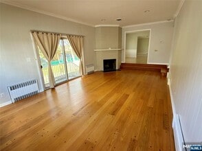 50 Concord St in New Milford, NJ - Building Photo - Building Photo