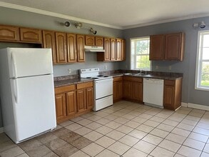 1138 Hyndsver Rd in Martin, TN - Building Photo - Building Photo