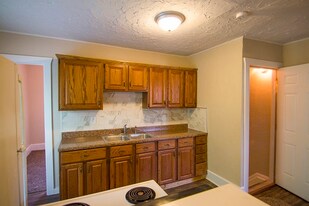 4019 Church St in Willoughby, OH - Building Photo