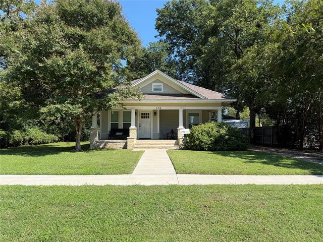 property at 506 N Catherine St