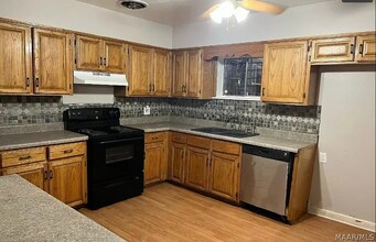 702 Cliff Rd in Montgomery, AL - Building Photo - Building Photo