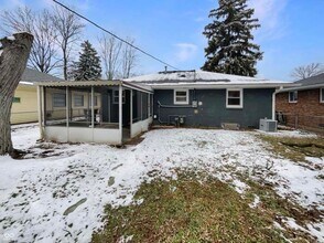 4055 N Grand Ave in Indianapolis, IN - Foto de edificio - Building Photo