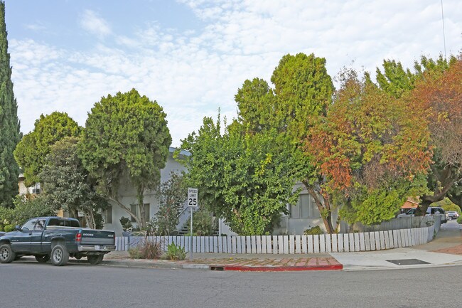 907 Delbert Way in San Jose, CA - Foto de edificio - Building Photo