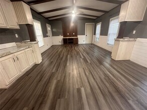 14525 Oak Hill Ln in Navasota, TX - Building Photo - Building Photo