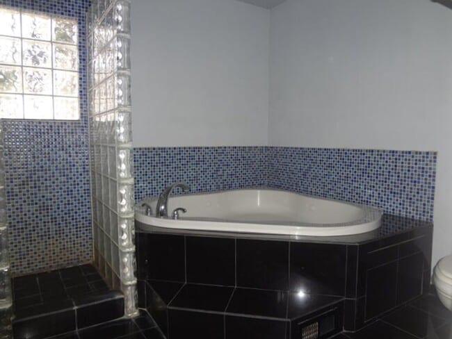 3220 La Ronda Pl NE in Albuquerque, NM - Building Photo - Building Photo