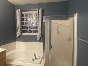 1353 Andleman Ct in Turlock, CA - Building Photo - Building Photo