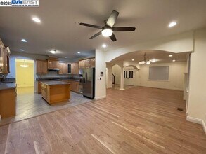 108 Lund Ave in Hayward, CA - Building Photo - Building Photo