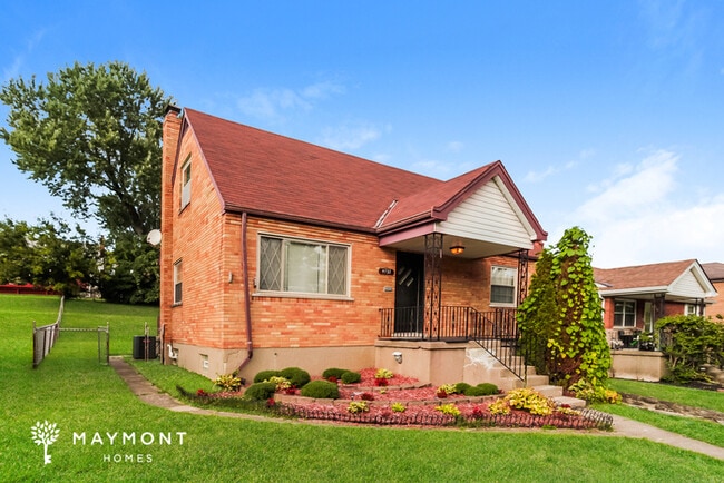 4732 Clevesdale Dr in Cincinnati, OH - Building Photo - Building Photo