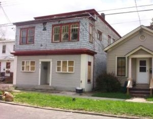 937 Highland St in Syracuse, NY - Building Photo