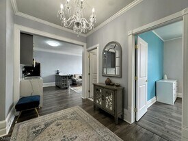 16 Forest St in Montclair, NJ - Building Photo