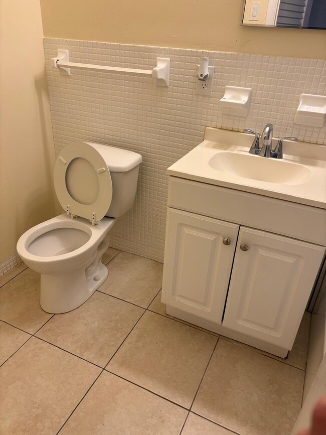 826 NE 16th St in Fort Lauderdale, FL - Building Photo - Building Photo