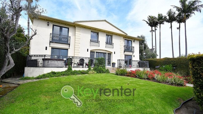 3848 Dixon Pl in San Diego, CA - Building Photo - Building Photo