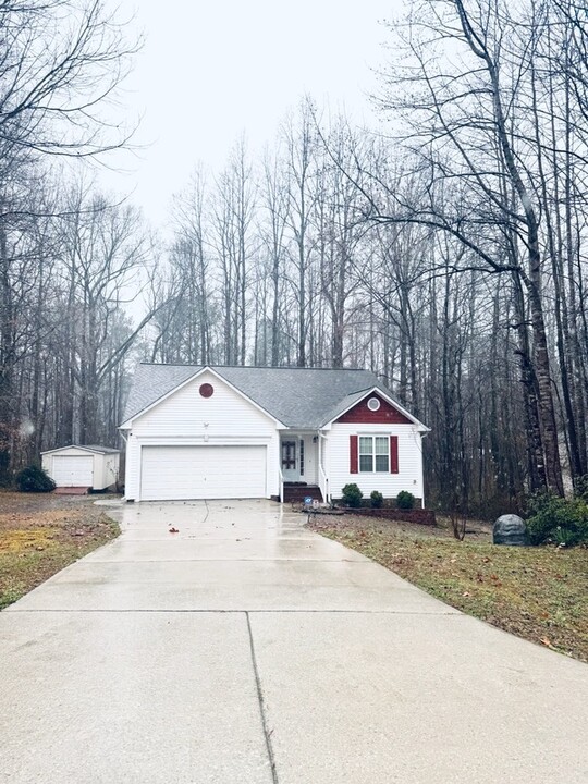 35 Rolling Cloud Dr in Louisburg, NC - Building Photo
