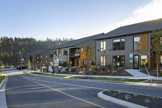 Bo Apartments in Coeur d'Alene, ID - Building Photo - Building Photo