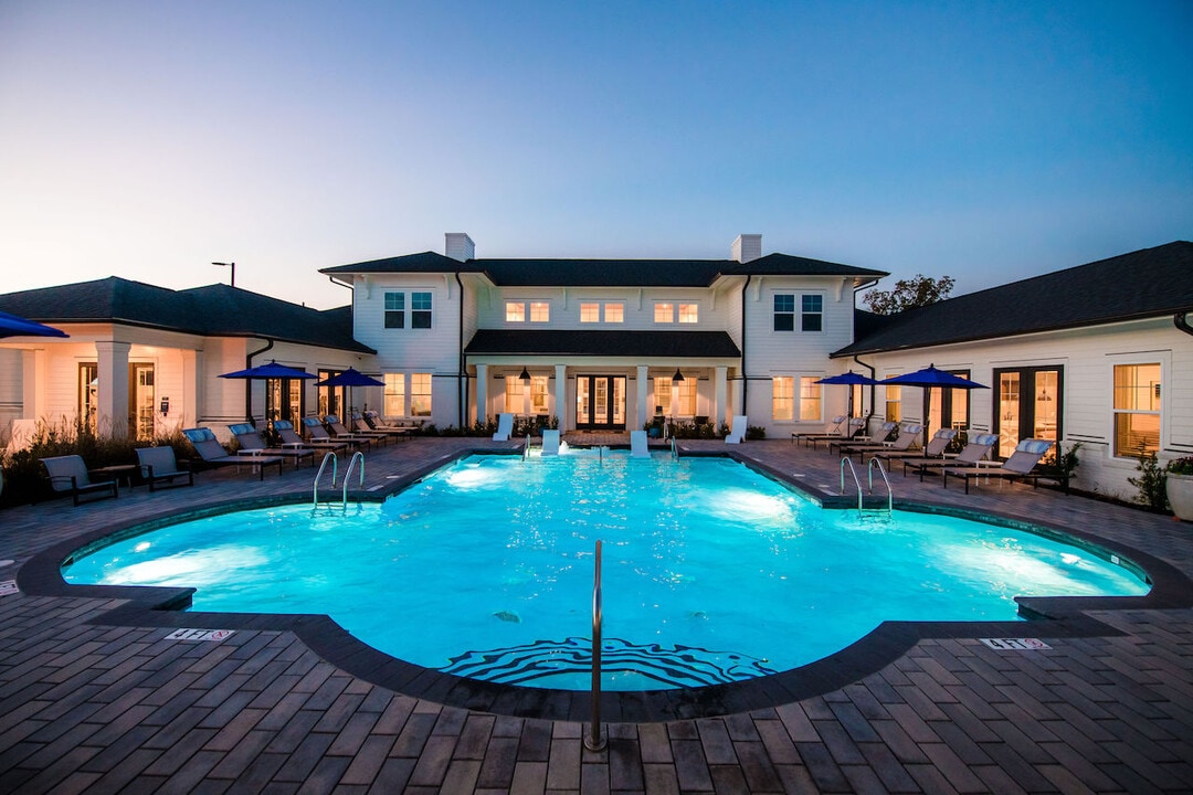 Hawthorne at the Pointe in Wilmington, NC - Foto de edificio