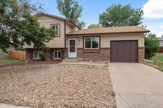 1522 S Memphis St in Aurora, CO - Building Photo - Building Photo