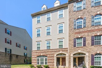 14194 Haro Trail in Gainesville, VA - Building Photo - Building Photo