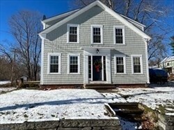30 Court St in Groton, MA - Building Photo