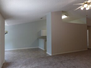 1189 Anderson St in Deltona, FL - Building Photo - Building Photo