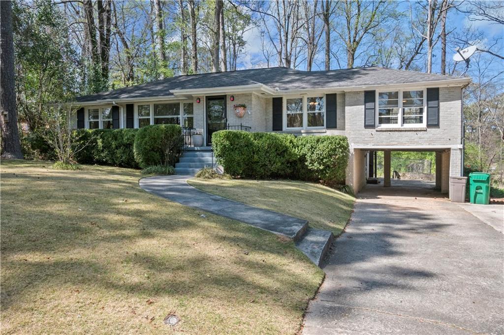 1988 Azalea Cir in Decatur, GA - Building Photo