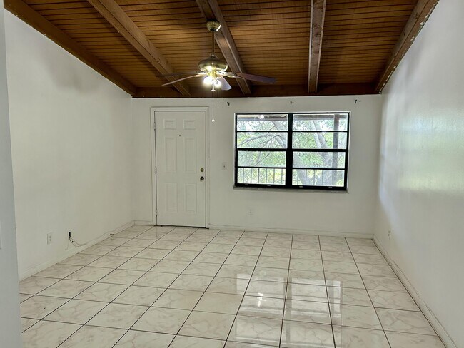 3293 Kirk Rd in Lake Worth Beach, FL - Building Photo - Building Photo