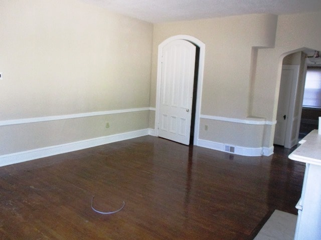 209 E Chestnut St in Bloomington, IL - Building Photo - Building Photo