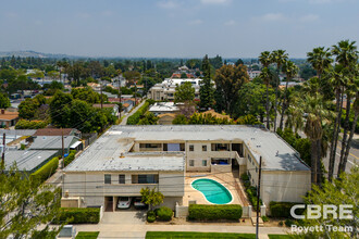 10700 Louise Ave in Granada Hills, CA - Building Photo - Building Photo