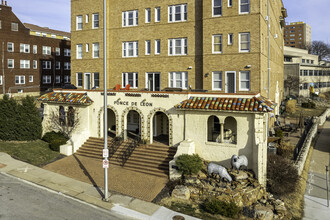 Ponce de Leon in Kansas City, MO - Building Photo - Building Photo