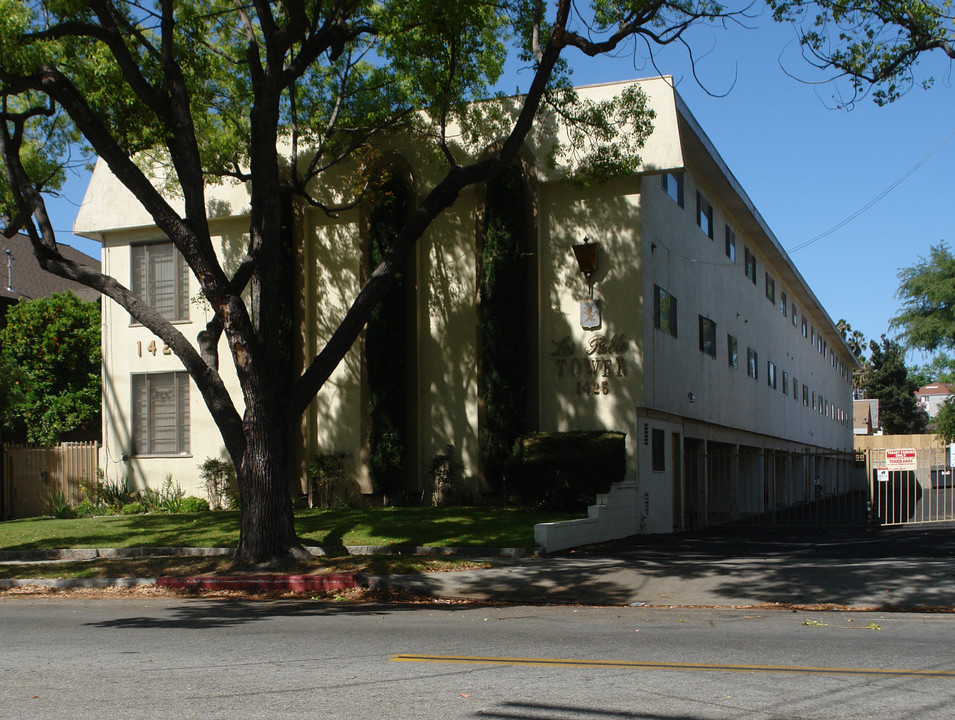 1425 Los Robles Ave in Pasadena, CA - Foto de edificio