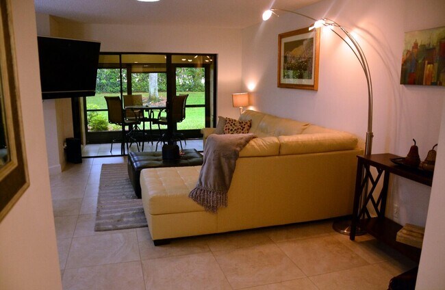 17340 Boca Club Blvd-Unit -705 in Boca Raton, FL - Building Photo - Building Photo