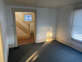 70 S Adams St in Akron, OH - Building Photo