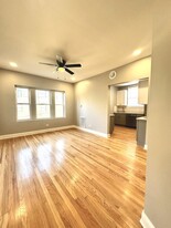 1147 W Lunt Ave, Unit 1149-2 Apartments