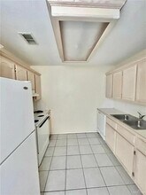 10 S Logan Dr in Edinburg, TX - Building Photo - Building Photo
