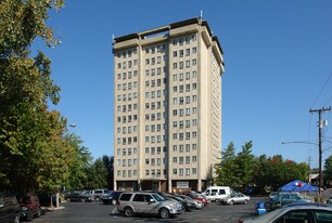 Green Hills Retired Teacher Apartments