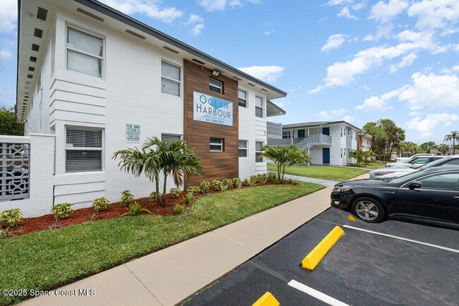 property at 1031 Park Dr