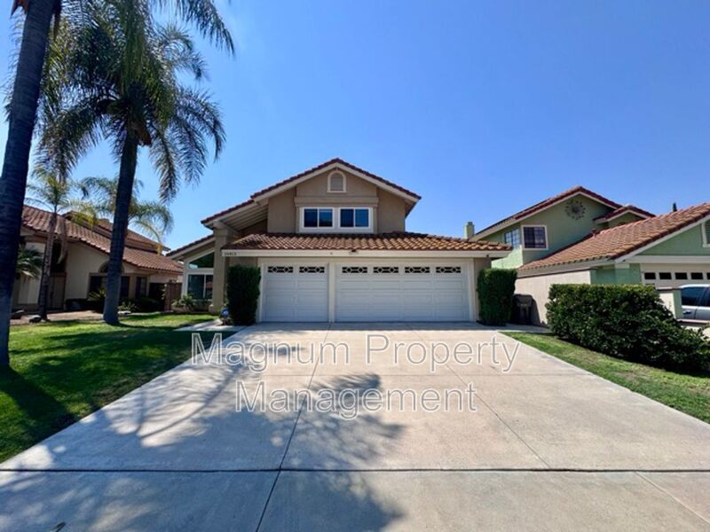 24453 Jacarte Dr in Murrieta, CA - Building Photo