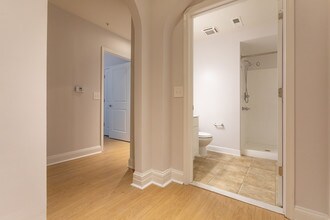 The Flats at Professional Arts Building in Baltimore, MD - Building Photo - Interior Photo
