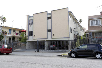 912 Fedora St in Los Angeles, CA - Building Photo - Primary Photo