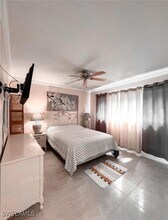 548 4th Ave S, Unit 8 in Naples, FL - Building Photo - Building Photo