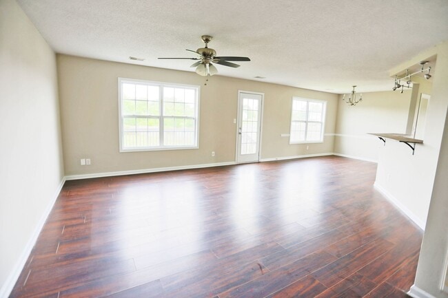 1276 Archwood Dr in Clarksville, TN - Building Photo - Building Photo