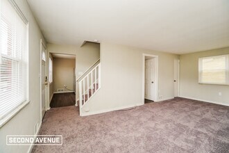 1147 Logan Rd in Bethel Park, PA - Building Photo - Building Photo